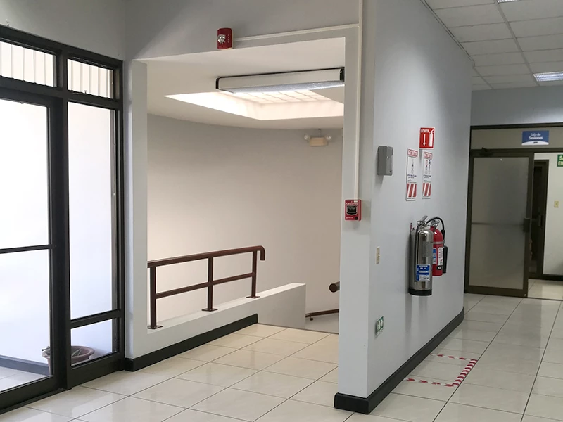 Oficinas Centrales Junta de Ahorro y Préstamo UCR